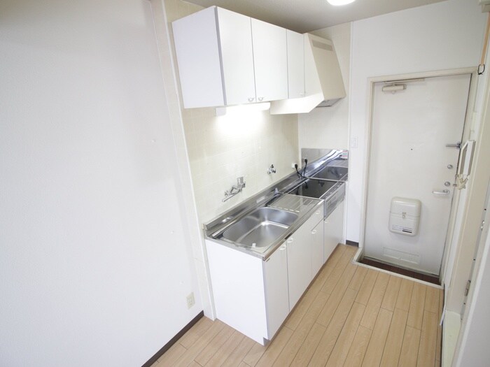 パリス嵐山の物件内観写真