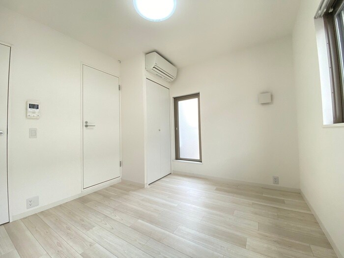 グレースアレイ西院の物件内観写真