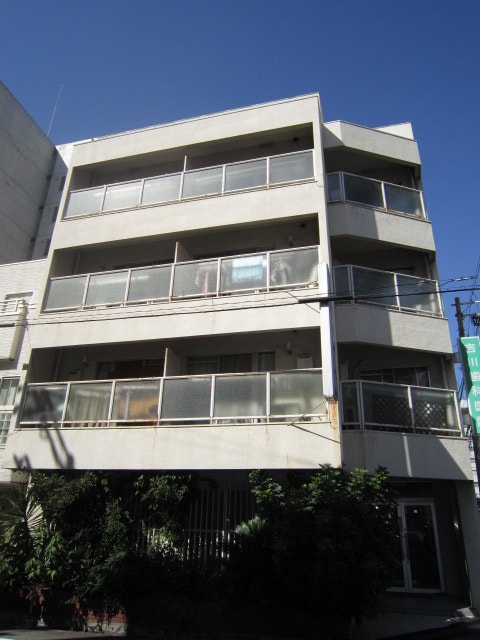 高砂マンションの物件外観写真