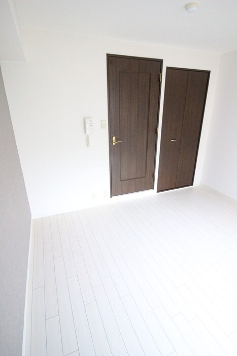 エリーフラッツ西洞院の物件内観写真