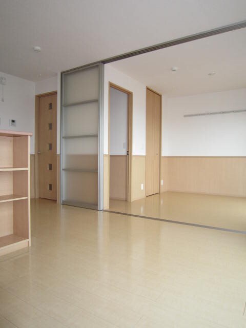 レフィナ－ドカルチェＣ棟の物件内観写真