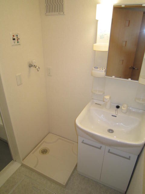 レフィナ－ドカルチェＣ棟の物件内観写真