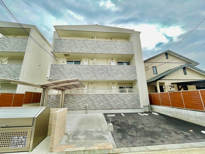 クリエオーレ藤阪中町Ⅱの物件外観写真