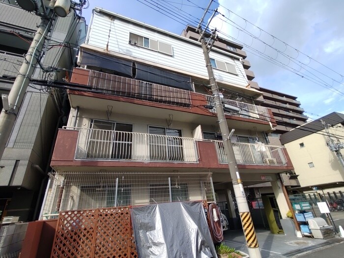 木下ﾏﾝｼｮﾝの物件外観写真