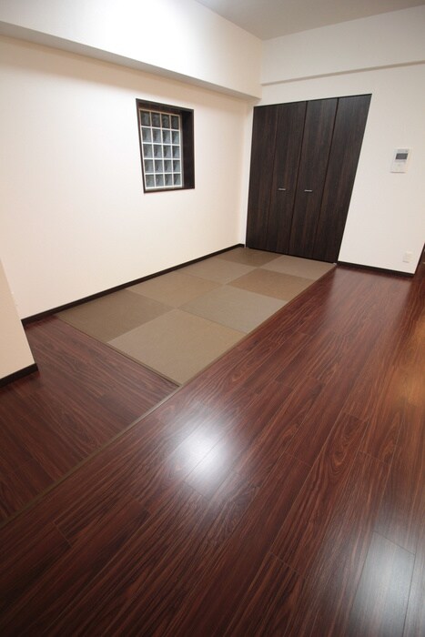 プレジオ本町の物件内観写真