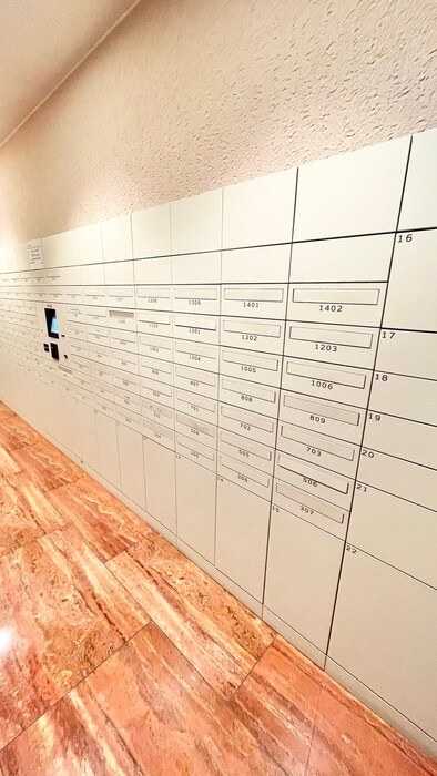 プレジオ本町の物件外観写真