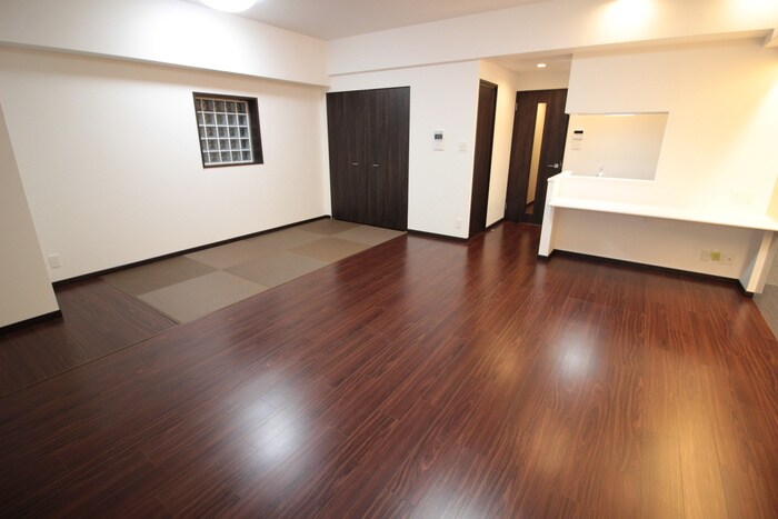 プレジオ本町の物件内観写真