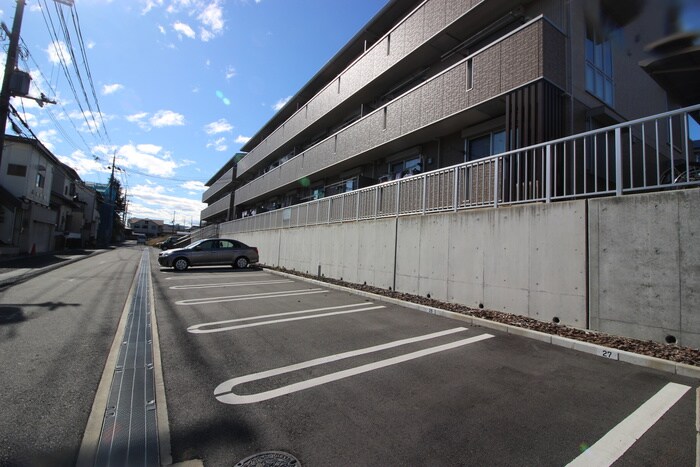 カーサ高善B棟の物件外観写真