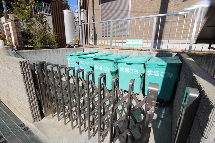 カーサ高善B棟の物件外観写真