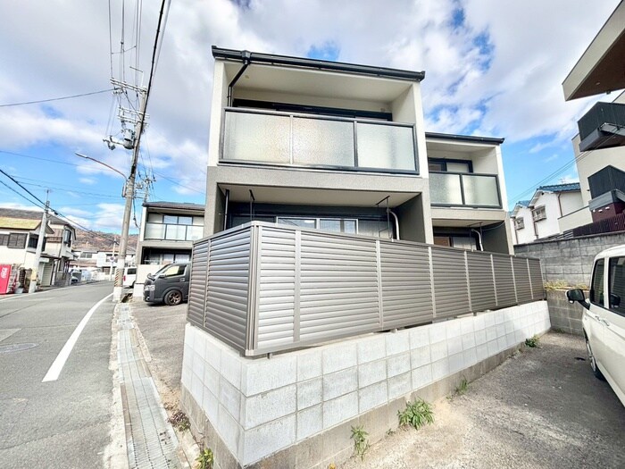 桜ガーデンハウスの物件外観写真