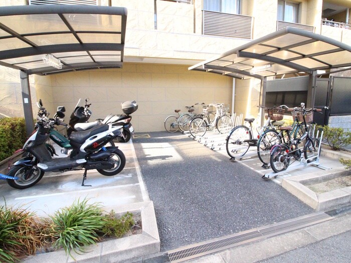 ｴｽﾃﾑﾌﾟﾗｻﾞ梅田ＷＥＳＴ(301)の物件外観写真