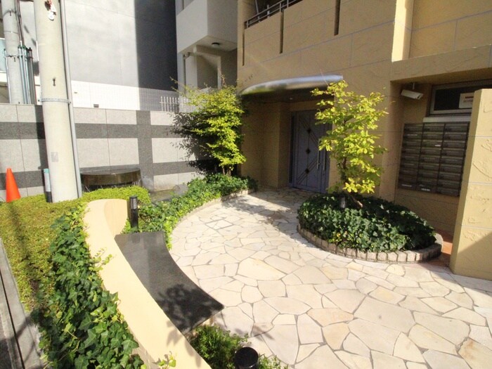 ｴｽﾃﾑﾌﾟﾗｻﾞ梅田ＷＥＳＴ(301)の物件外観写真