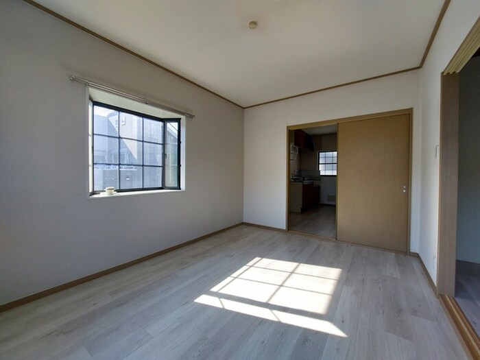 エバ－コ－ト高槻の物件内観写真