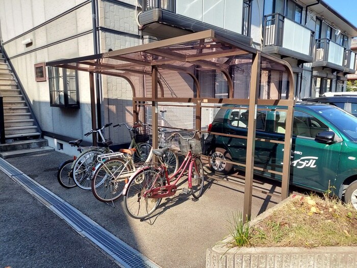 エバ－コ－ト高槻の物件外観写真