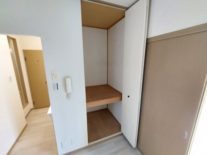 エバ－コ－ト高槻の物件内観写真