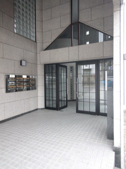 サンライズ春日丘の物件外観写真