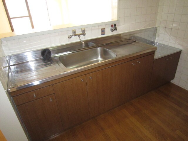 サンライズ春日丘の物件内観写真