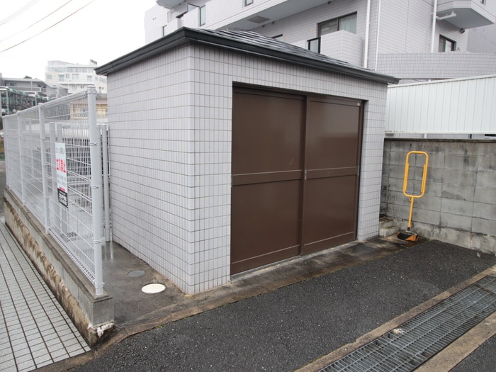 サンライズ春日丘の物件外観写真