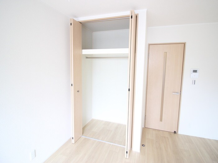 サンハイツ二番館の物件内観写真