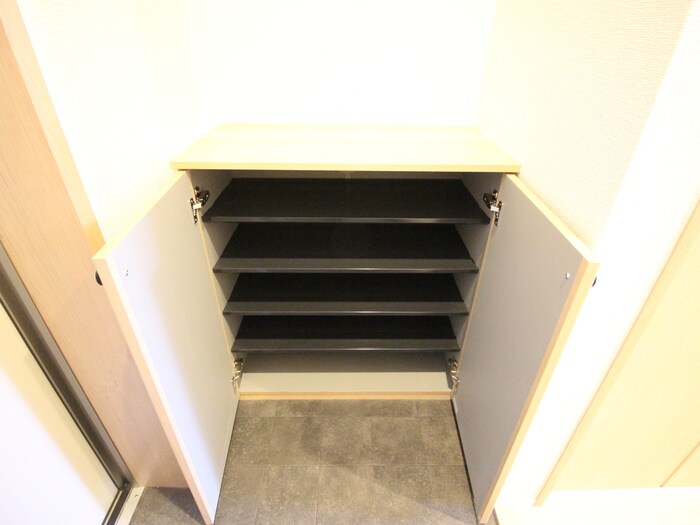 サンハイツ二番館の物件内観写真