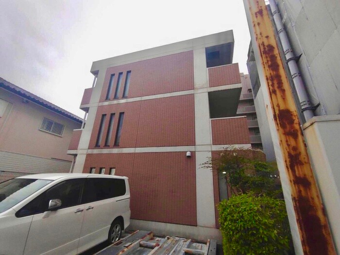 メリット伊丹の物件外観写真