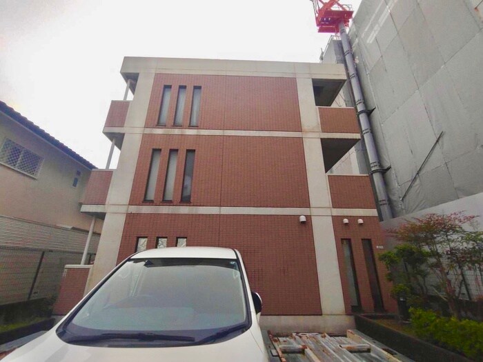 メリット伊丹の物件外観写真