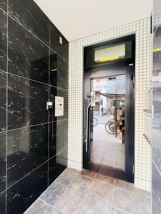 アーバンレイ１２の物件外観写真