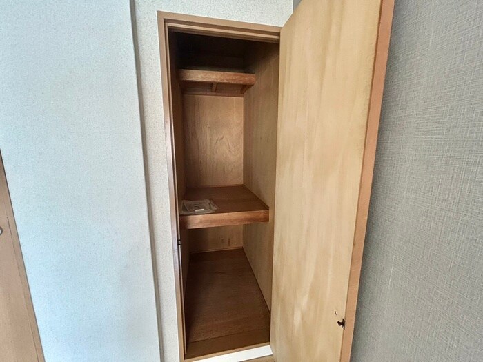 アーバンレイ１２の物件内観写真