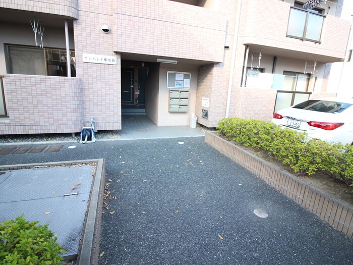 サンバレイ緑地Ｂ棟の物件外観写真