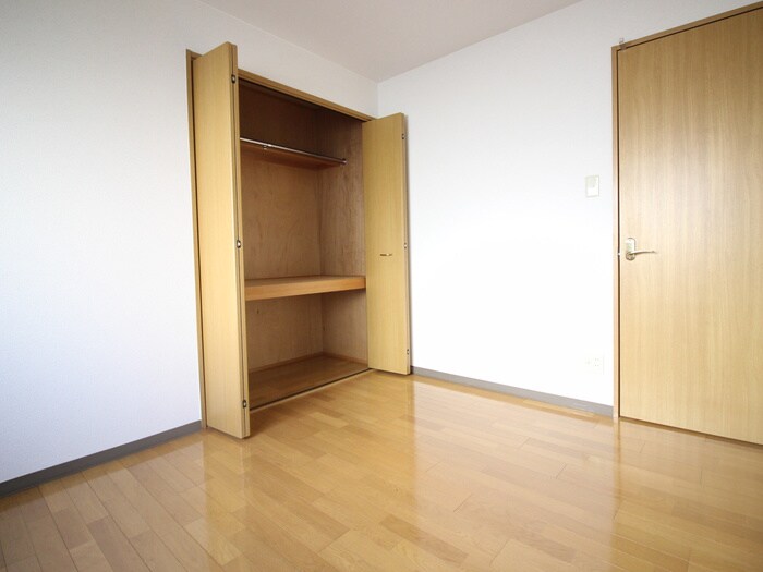 サンバレイ緑地Ｂ棟の物件内観写真