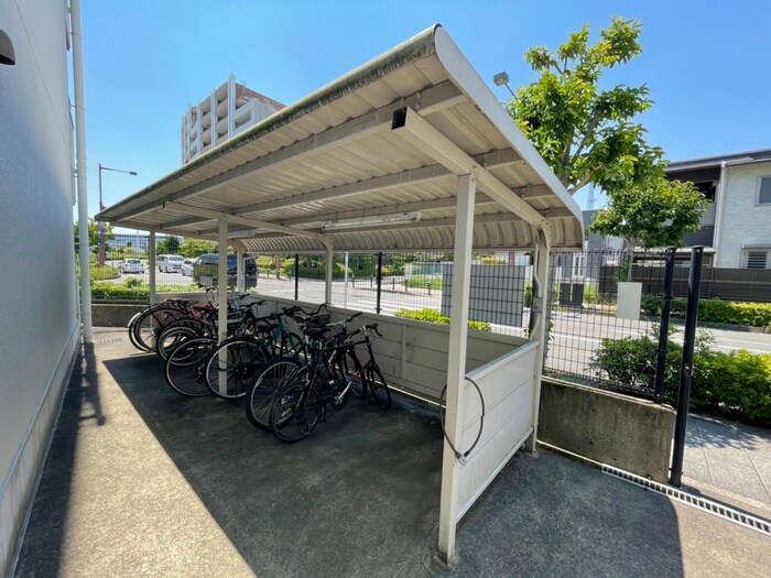 メゾンエトワールの物件外観写真