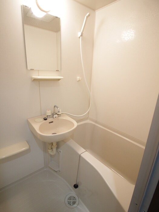 メゾンエトワールの物件内観写真