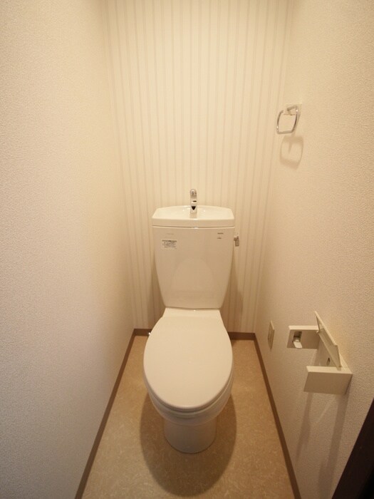 メゾンエトワールの物件内観写真