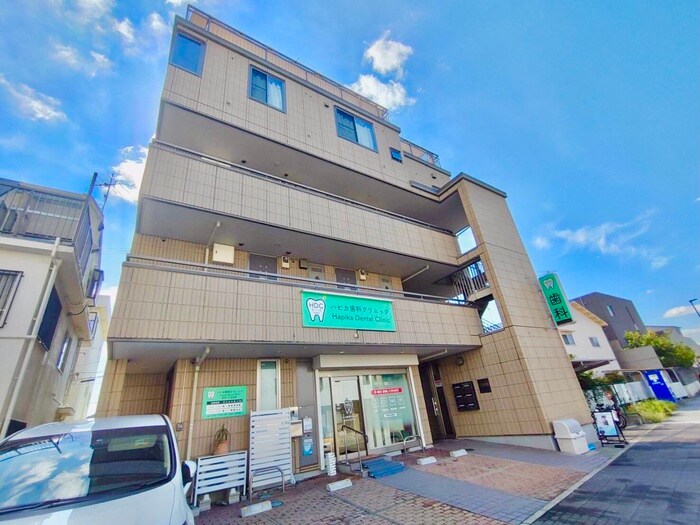 エスコ－ト行基の物件外観写真