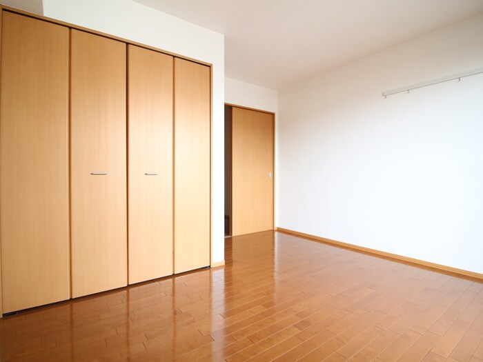 エスコ－ト行基の物件内観写真