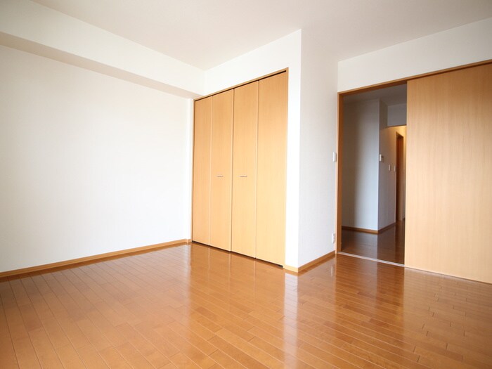 エスコ－ト行基の物件内観写真