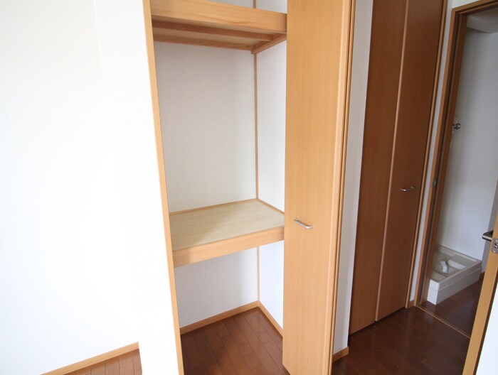 エスコ－ト行基の物件内観写真