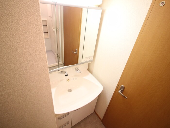 エスコ－ト行基の物件内観写真