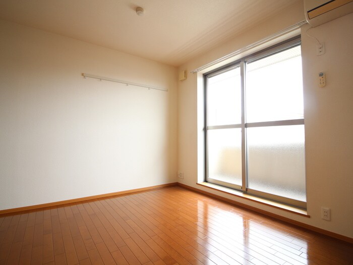 エスコ－ト行基の物件内観写真