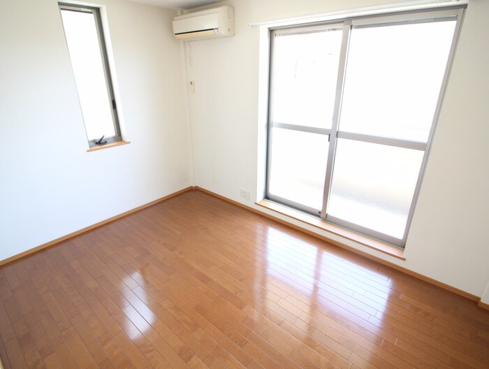 エスコ－ト行基の物件内観写真