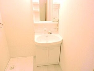 ｱﾝﾌﾟﾙ-ﾙｸﾗ-ｼﾞｭｺﾘ-ﾇｼｬﾝⅠの物件内観写真