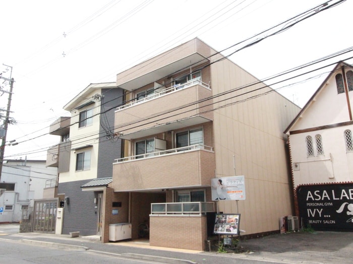 サンクスパレ千代原の物件外観写真