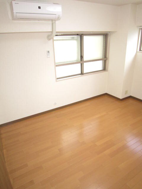 サンフロ－ラ山科の物件内観写真