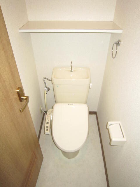 サンフロ－ラ山科の物件内観写真