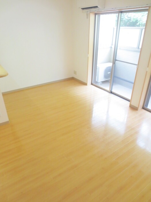 コリ－ナ宇多野の物件内観写真