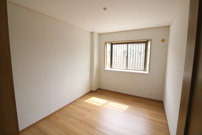 Ｆマンションの物件内観写真