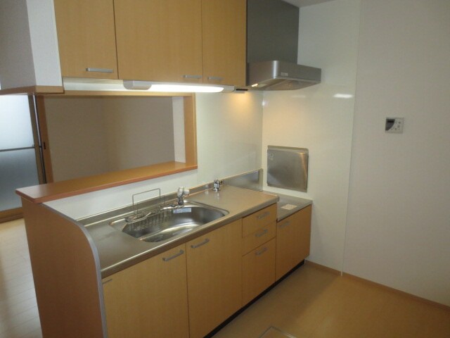 ドミ－ル瓦宮Ⅱの物件内観写真