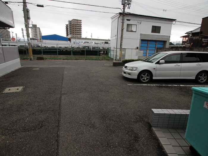 コ－ストハイツの物件外観写真