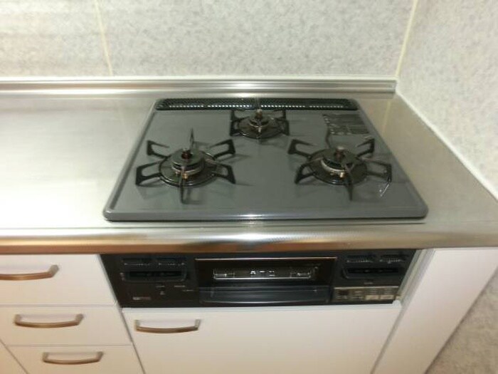 メルヴェーユ大村の物件内観写真