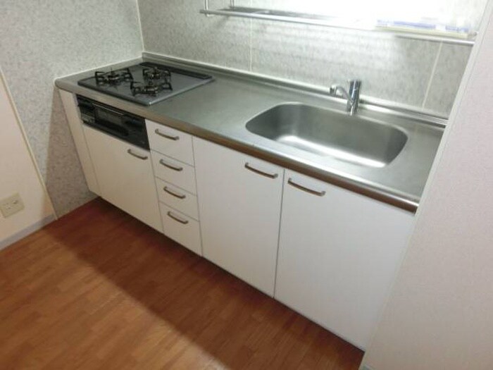 メルヴェーユ大村の物件内観写真